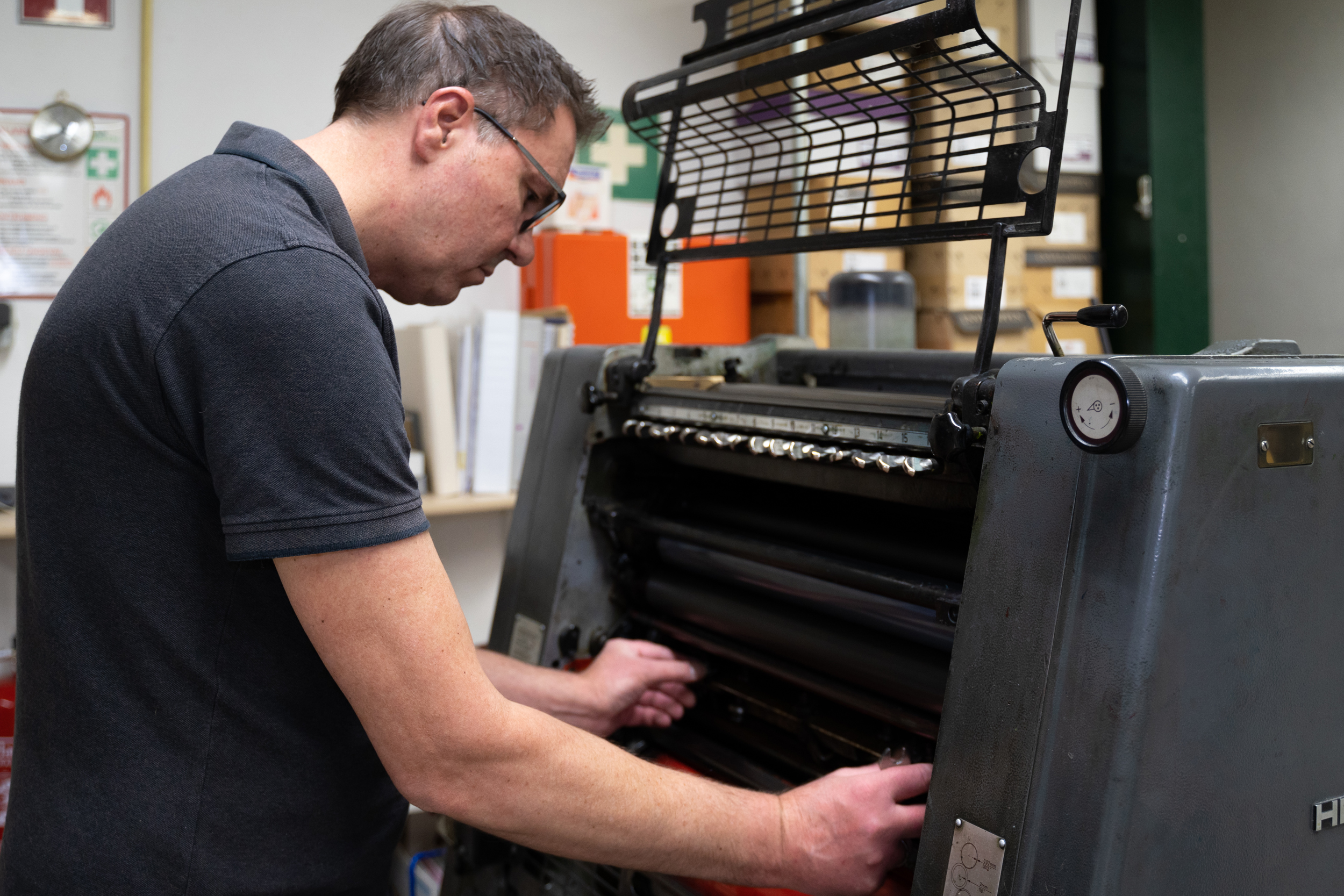 eigenaar drukkerij zaansprint bij drukker